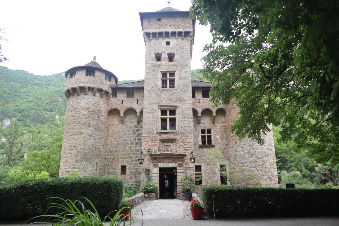 Chateau De La Caze Piscine & Spa - Ste Enimie Sainte-Enimie Exterior photo